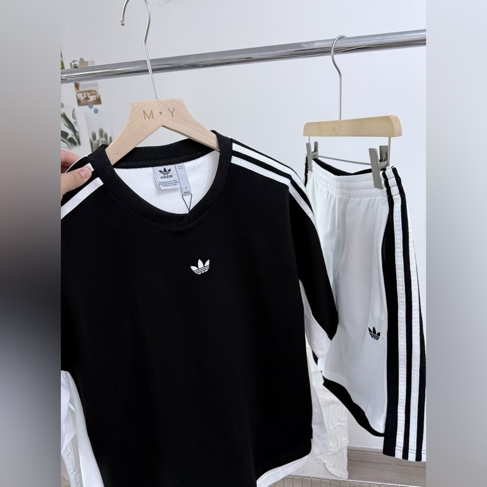 adidas originals outfit T-shirt‎ shorts set